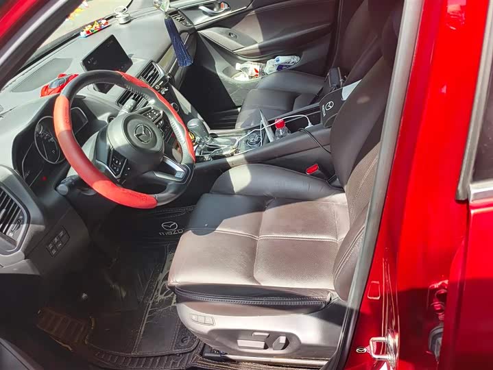 Фото 9 - Mazda CX-4