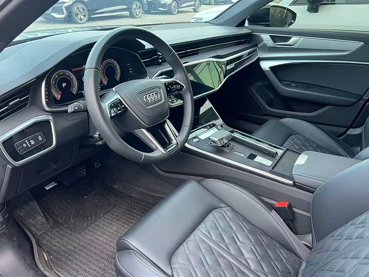 Фото 3 - Audi A6L