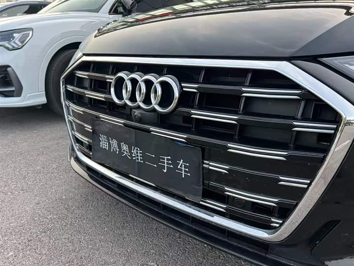 Фото 5 - Audi A6L