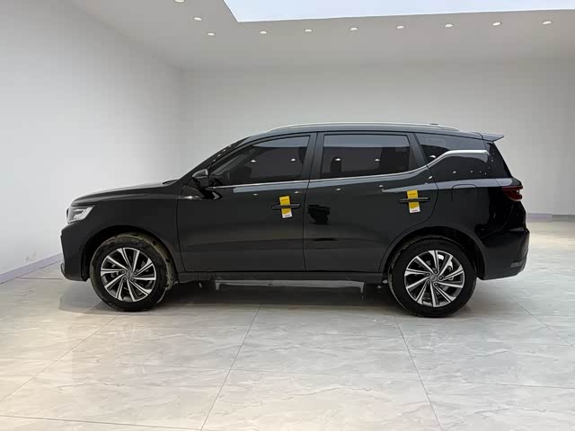 Zdjęcie 4 - Geely Vision X6