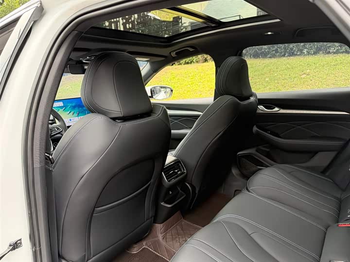 Geely Preface 2026 2026款 东方曜 1.5TD 扶摇版