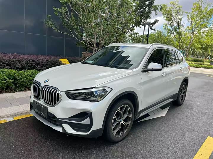 Zdjęcie 1 - BMW X1