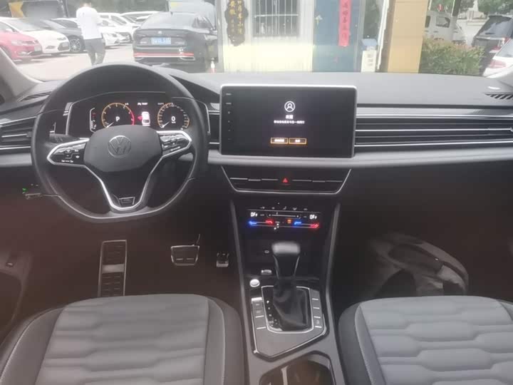 Volkswagen Tiguan X 2022 2022款 330TSI 两驱越享版