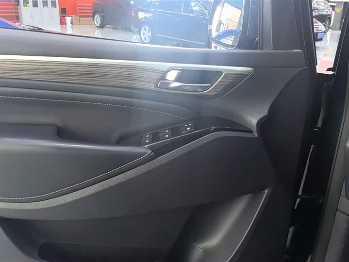 Фото 7 - GAC Trumpchi M8