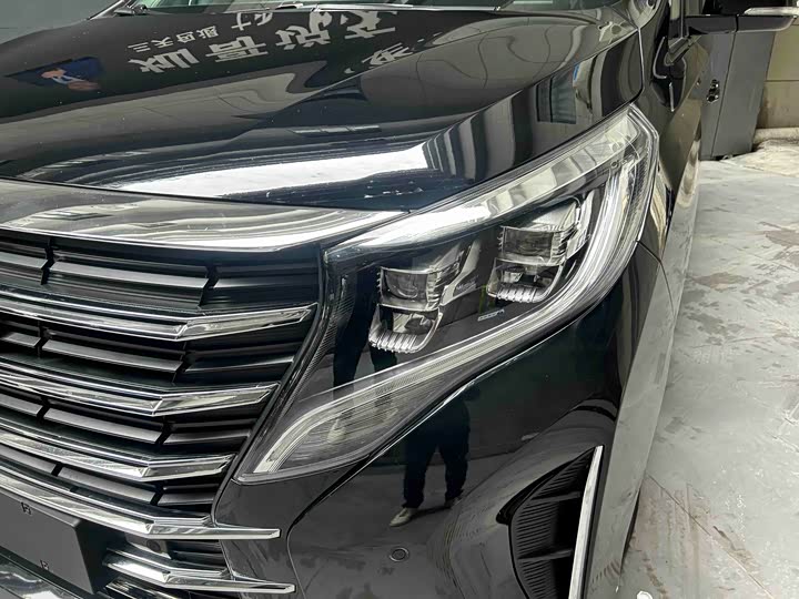 صورة 6 - GAC Trumpchi M8