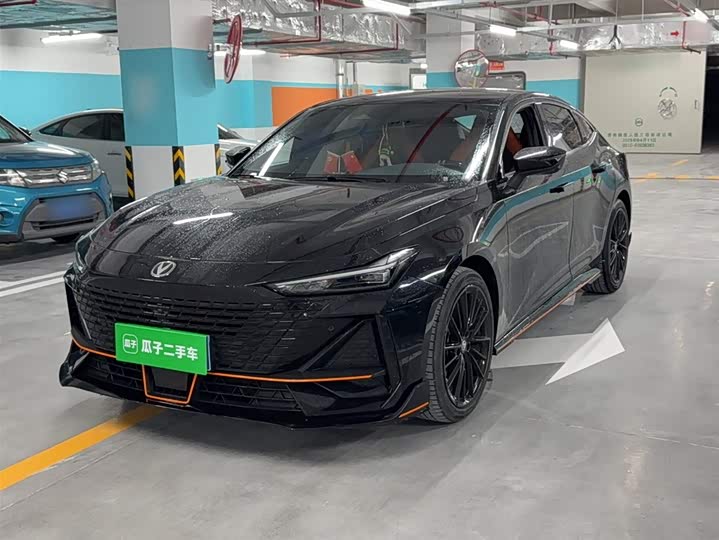 Фото 2 - Changan UNI-V