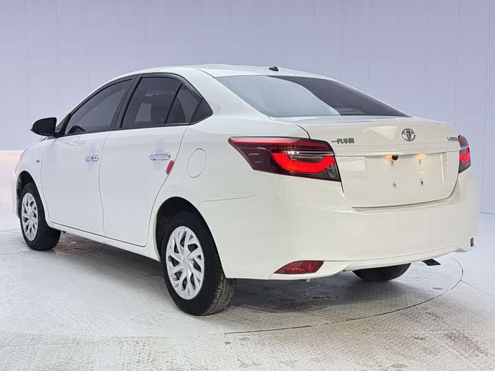 Toyota Vios 2022 2022款 1.5L 20周年纪念版