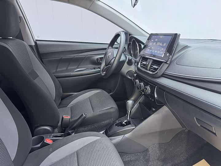 Toyota Vios 2022 2022款 1.5L 20周年纪念版