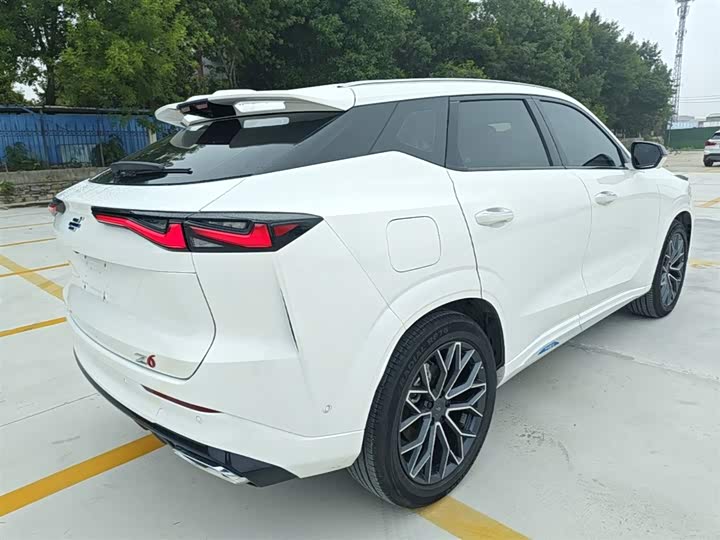 Фото 7 - Changan Oshan Z6 Hybrid