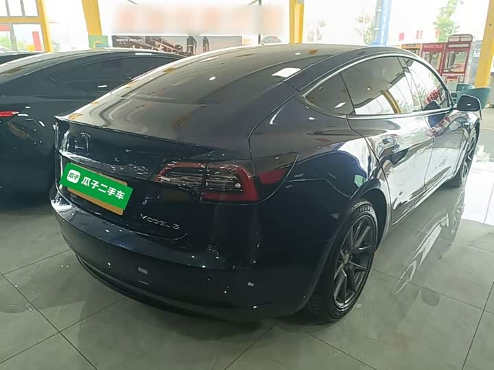 Photo 7 - Tesla Model 3