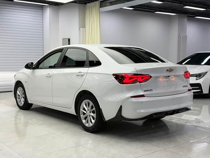 Chevrolet Monza 2023 2023款 1.5L 双离合悦享版