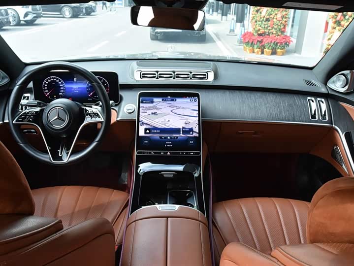 Photo 7 - Mercedes-Benz S-Class