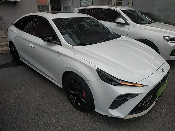 Фото 4 - MG Motor 5 Scorpio