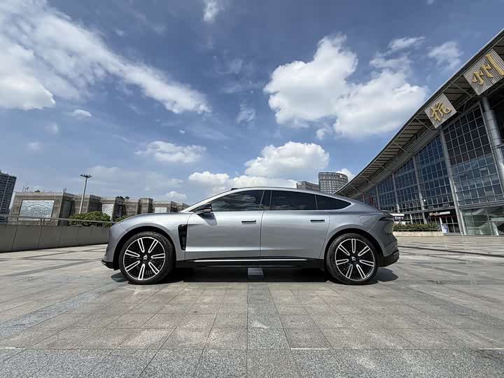 Nio ET9 2025 2025款 102kWh 签名版