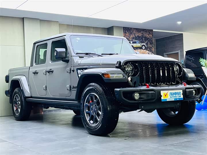 Jeep Gladiator 2022 2022款 3.6L 先行版