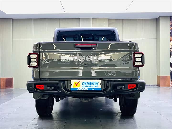 Jeep Gladiator 2022 2022款 3.6L 先行版