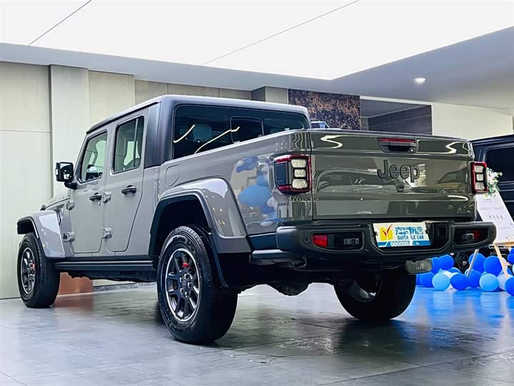 Jeep Gladiator 2022 2022款 3.6L 先行版