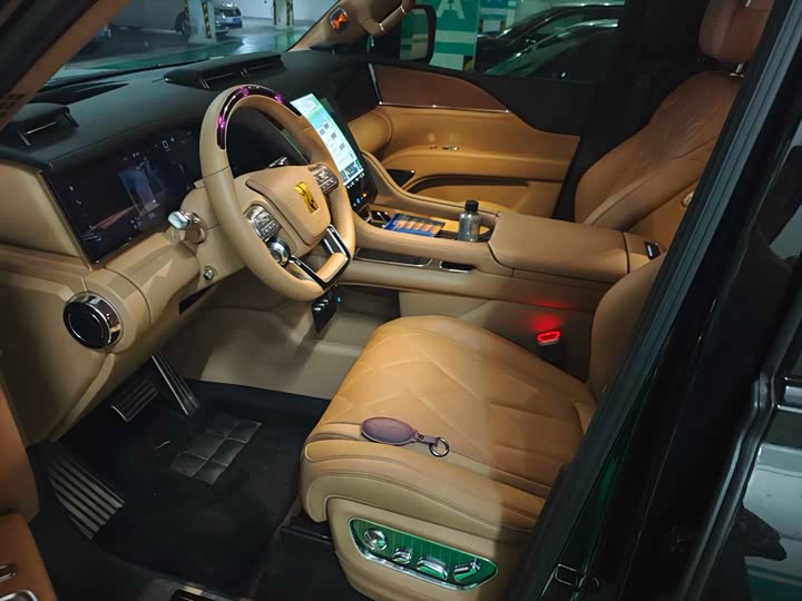 2026 BYD Yangwang U8 L