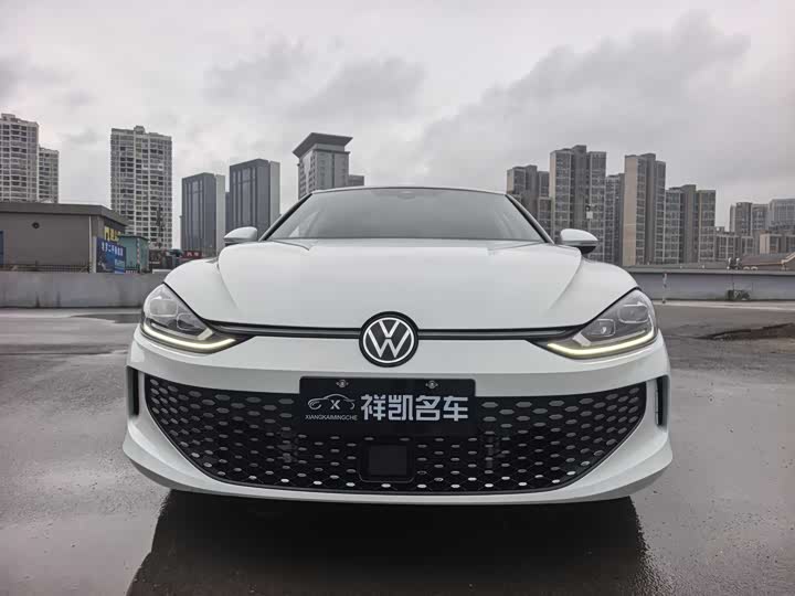 Фото 2 - Volkswagen Lamando L