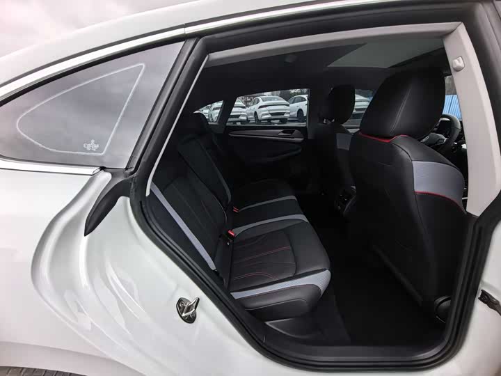 Фото 6 - Volkswagen Lamando L