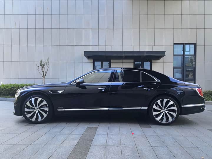 Bentley Flying Spur 2024 2024款 4.0T V8 雅度版