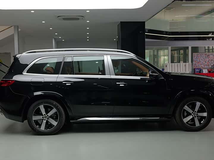 2026 Mercedes-Benz GLS-Class
