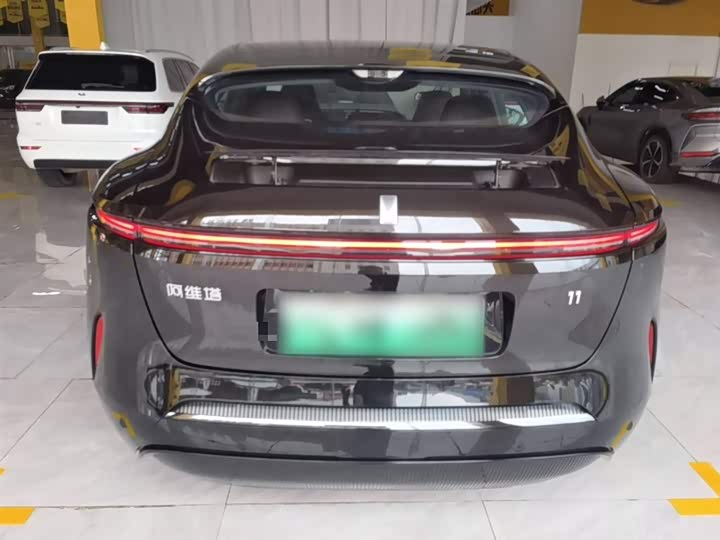 Zdjęcie 6 - Avatr 11