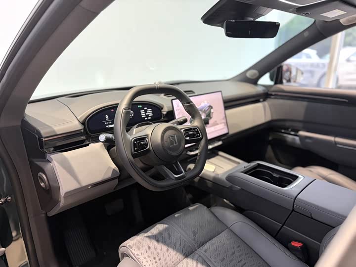 Zeekr 7X 2025 2025款 100kWh 长续航后驱智驾版