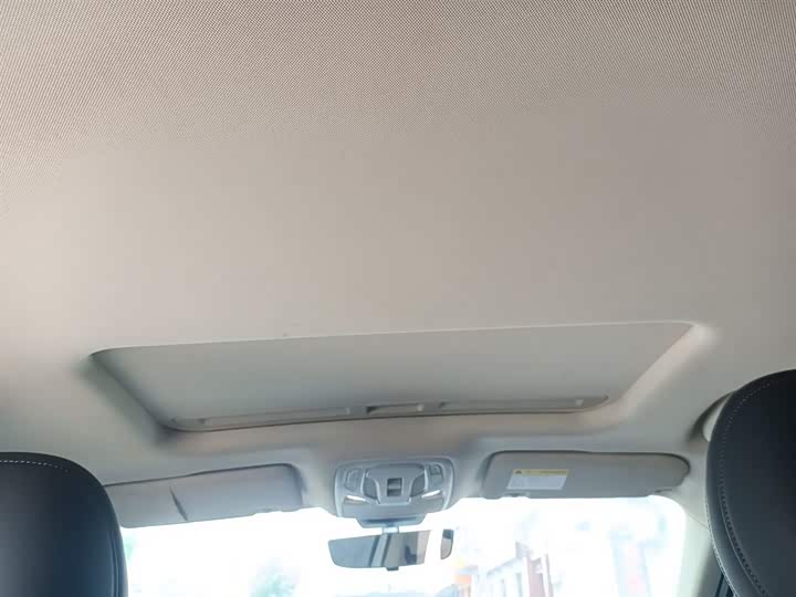 صورة 9 - Roewe D7