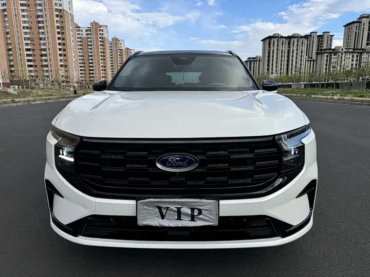 Фото 2 - Ford Edge