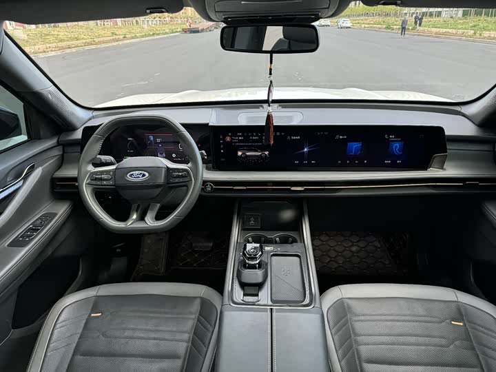 Фото 5 - Ford Edge