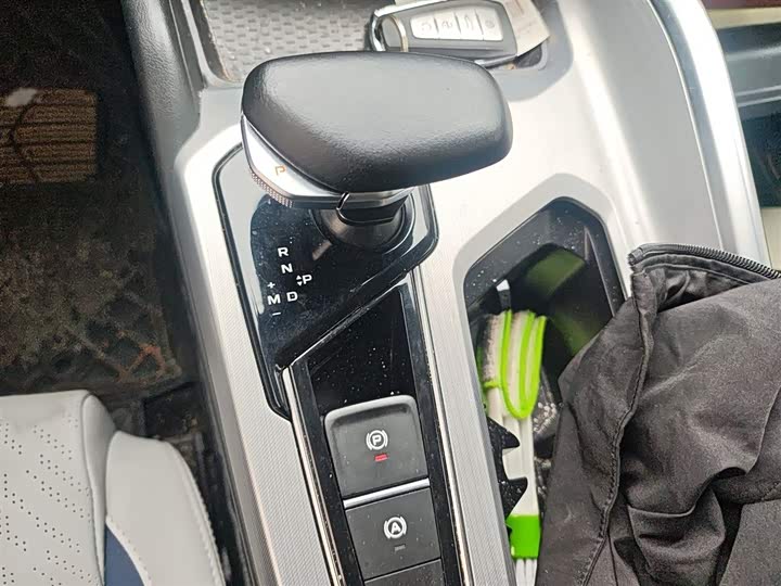 Geely Preface 2021 2021款 改款 2.0TD 尊贵型