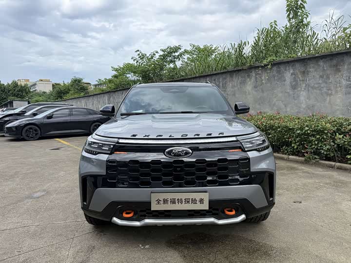 Ford Explorer 2025 2025款 2.3T EcoBoost 昆仑穿越版 5座