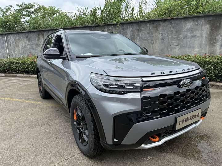 Ford Explorer 2025 2025款 2.3T EcoBoost 昆仑穿越版 5座