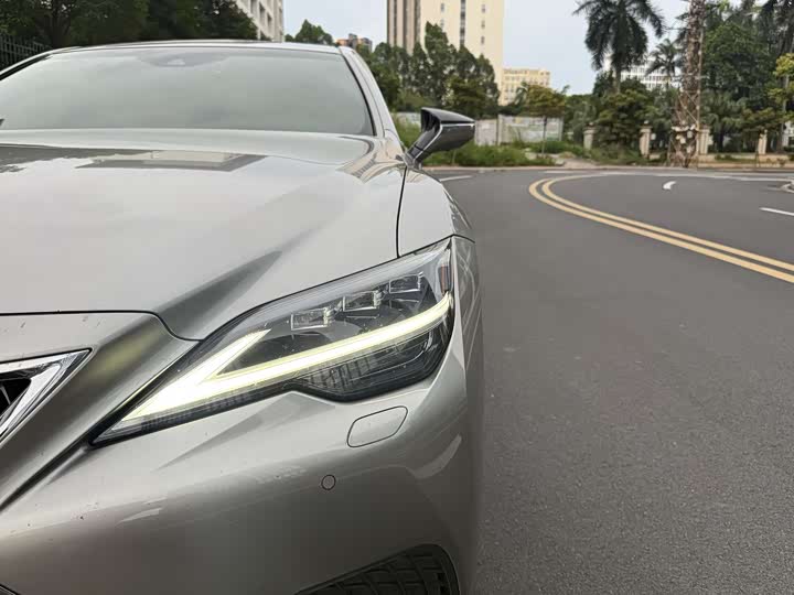 Lexus LS 2021 2021款 500h 卓越版