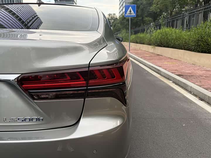 Lexus LS 2021 2021款 500h 卓越版