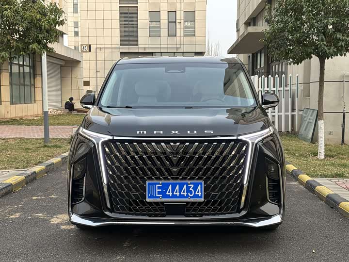 2023 Maxus G90