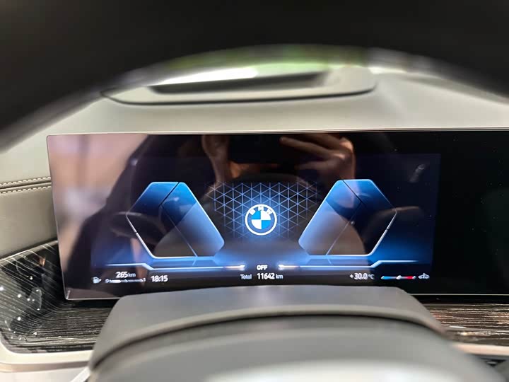 Фото 6 - BMW X6