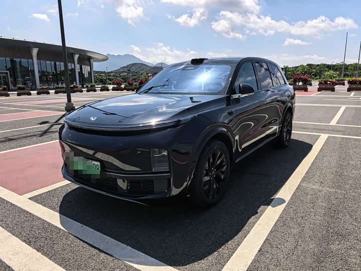 Zdjęcie 1 - LiXiang L8