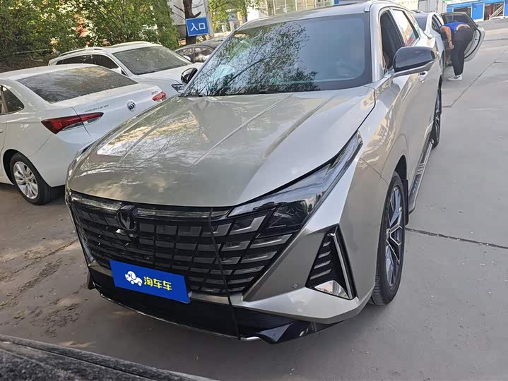 Changan UNI-Z 2025 2025款 1.5T 尊贵型