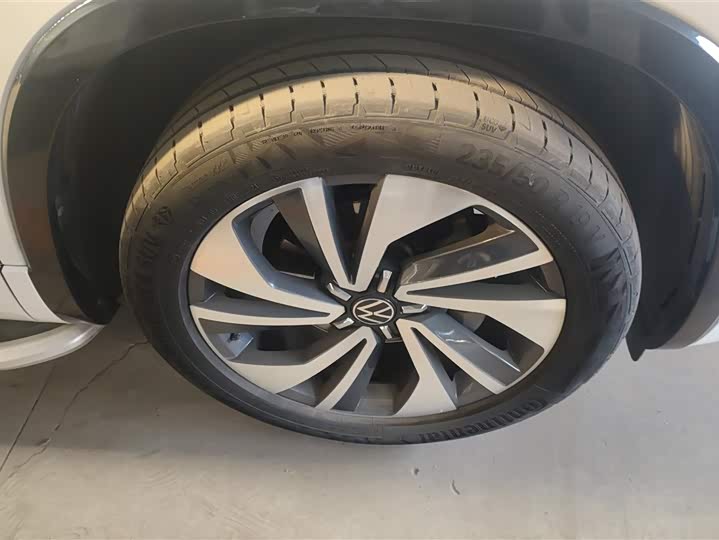 Фото 6 - Volkswagen Tayron X
