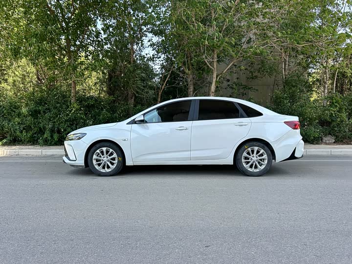Chevrolet Monza 2023 2023款 1.5L 双离合乐享版