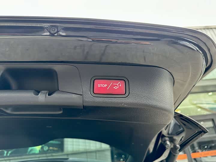 Mercedes-Benz GLB-Class 2022 2022款 GLB 220 时尚型