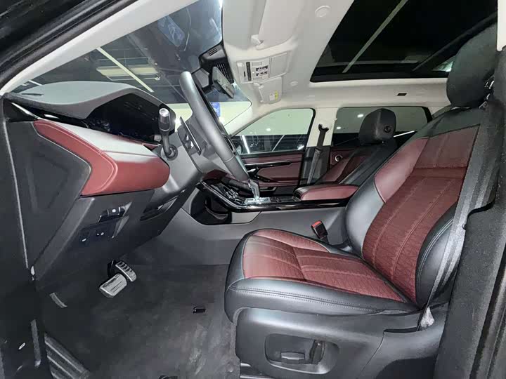 Land Rover Range Rover Evoque L 2021 2021款 极光L 249PS R-Dynamic First edition 首发版
