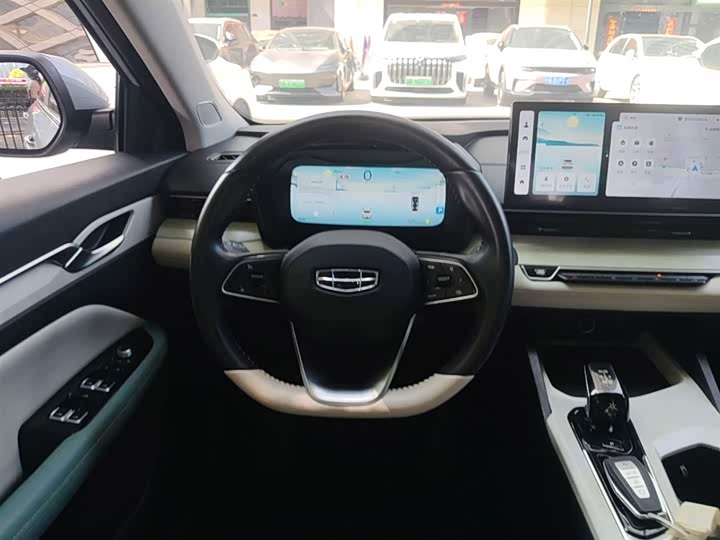 Фото 7 - Geely Emgrand L Hi·P Hybrid