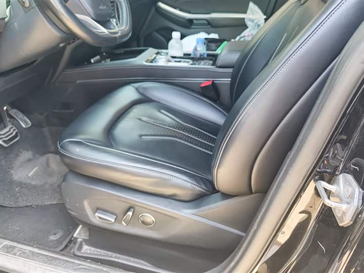 Фото 9 - Ford Edge