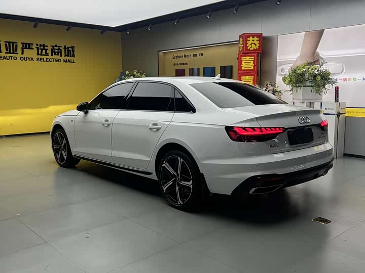 Фото 7 - Audi A4L