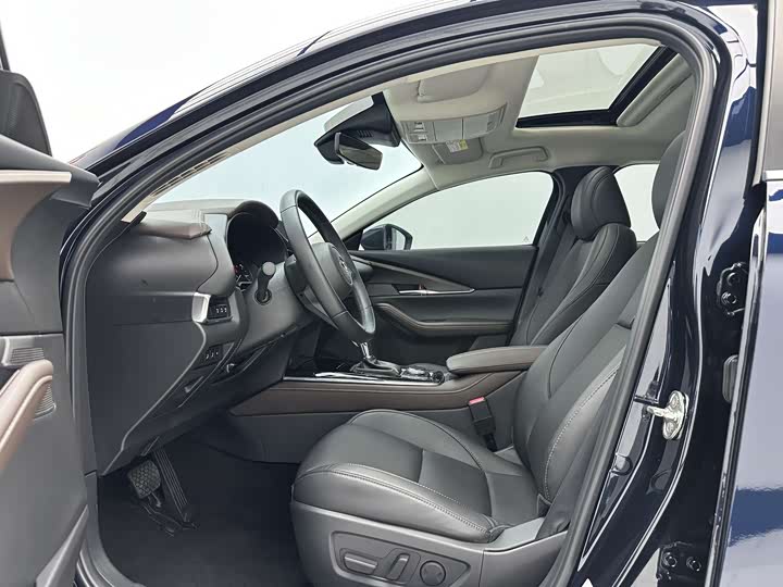 Mazda CX-30 2022 2022款 2.0L 自动嘉悦型