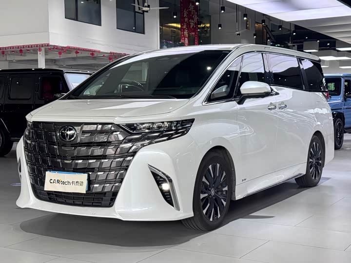 Фото 1 - Toyota Alphard