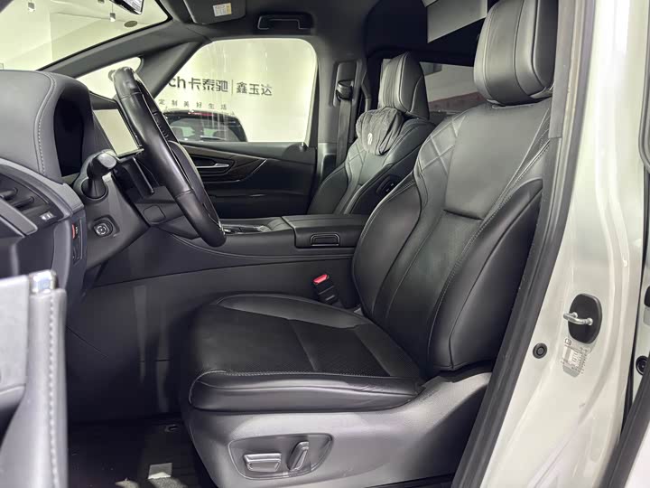 Фото 8 - Toyota Alphard